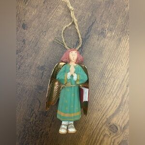 Hallmark Keepsake Ornament Caroling Angel Folk Art Americana Collection